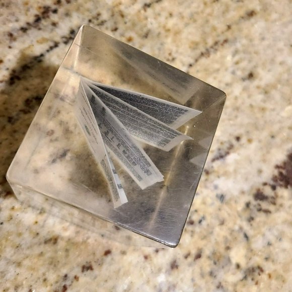 Scudder Duo Vest Paperweight with 1982 Capital Shares Paper Booklet - Picture 5 of 10